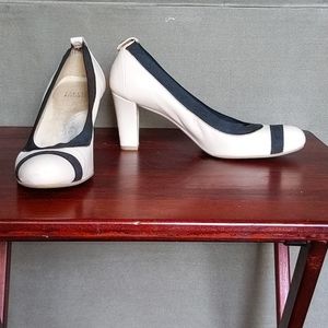 Stuart Weitzman pumps size 9